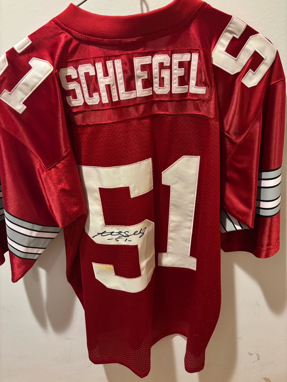 Autographed (no COA) Anthony Schlegel #51 Ohio State Buckeyes O Legends jersey L